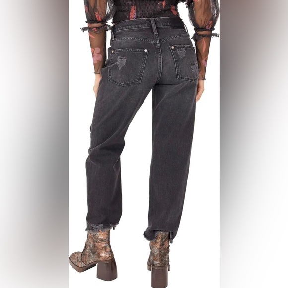 Free People We The Free Tapered Baggy Boyfriend Distressed Jeans Obsidian NEW - Picture 9 of 16